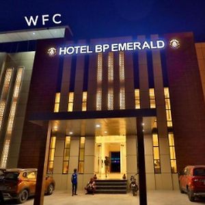 Hotel B P Emerald